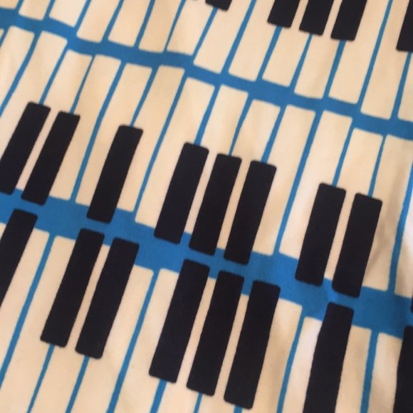 TC NWOT LuLaRoe Leggings H01 3206 - Picture 2 of 3